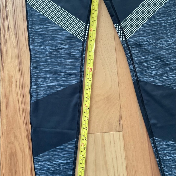 Hylete Motiv Black Tight/Leggings, Size Small - Picture 5 of 5